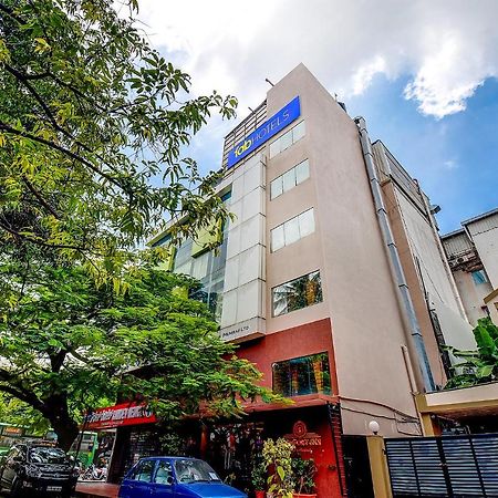 Fabhotel S Comfort Inn - Indiranagar Bangalore Buitenkant foto