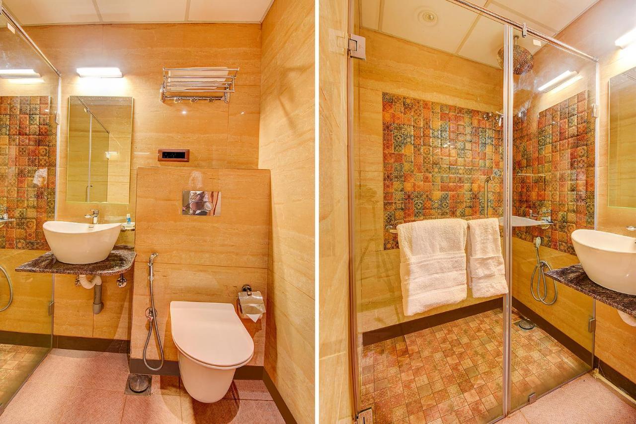 Fabhotel S Comfort Inn - Indiranagar Bangalore Buitenkant foto