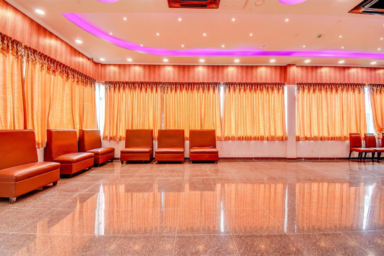 Fabhotel S Comfort Inn - Indiranagar Bangalore Buitenkant foto