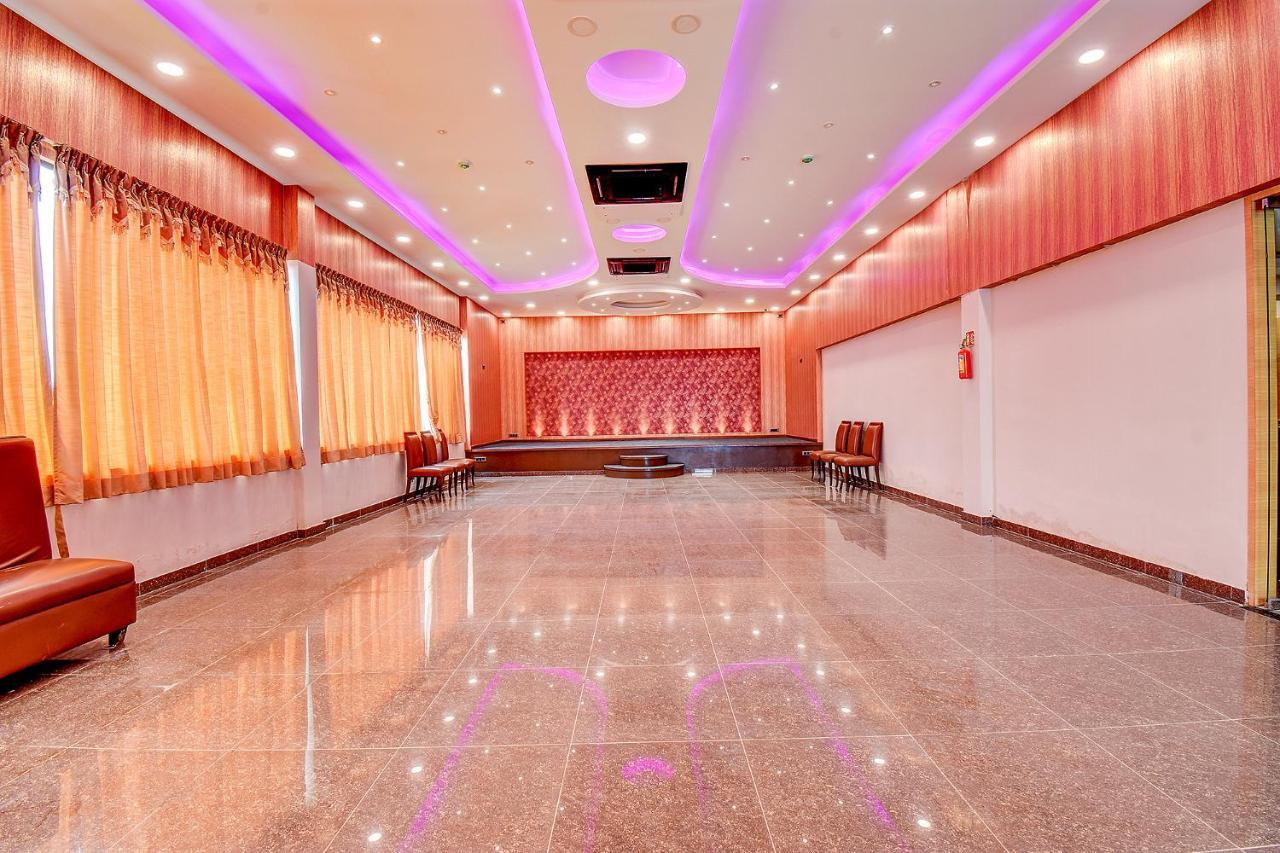 Fabhotel S Comfort Inn - Indiranagar Bangalore Buitenkant foto